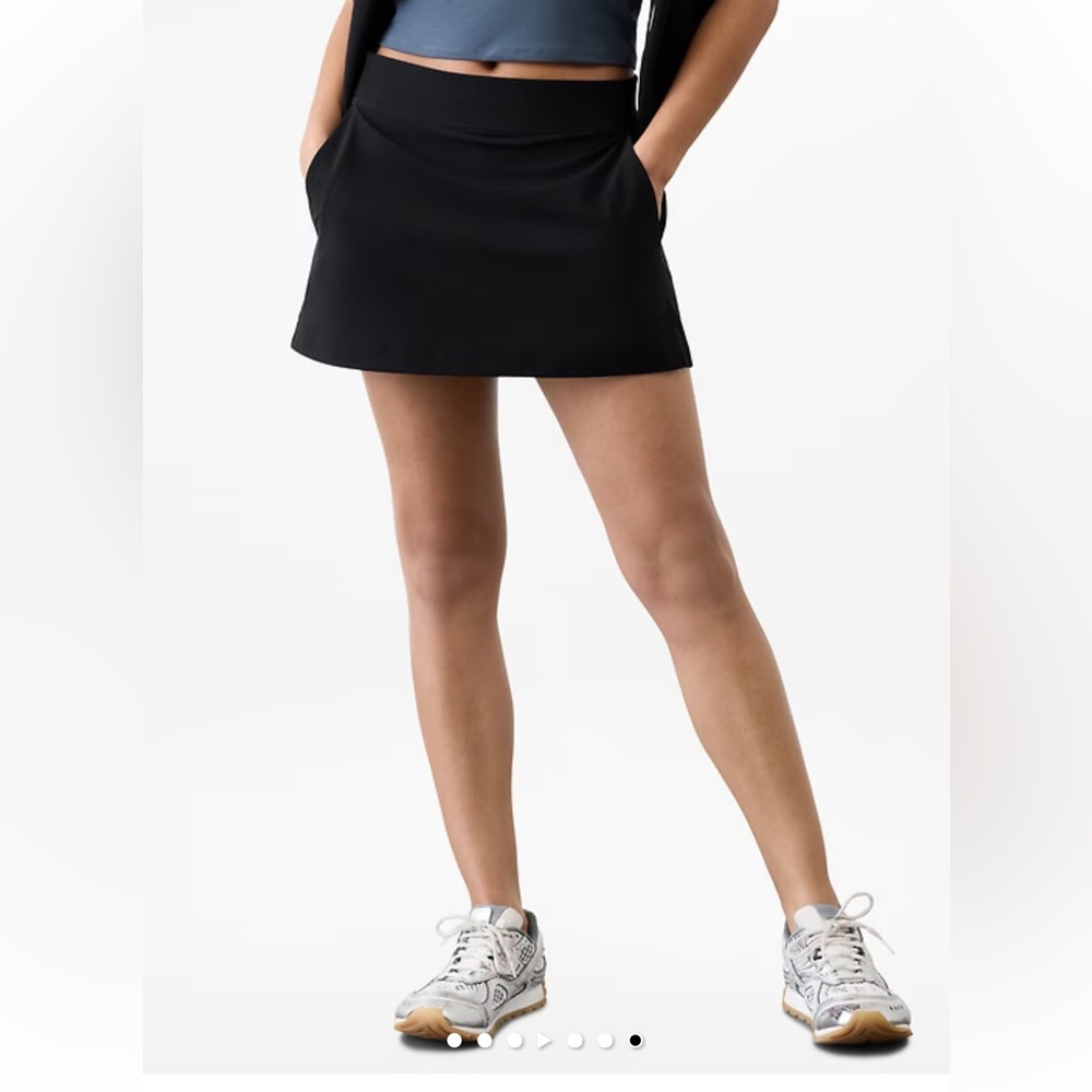 Athleta Brooklyn 16.5” Skort Black